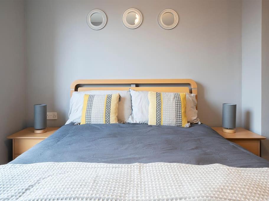 בלפסט Lovely 2 Bedroom Apt At Ormeau Park W/ Free Parking מראה חיצוני תמונה